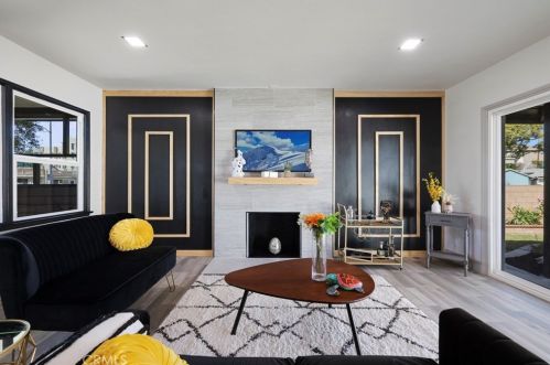 12912 Gramercy Pl, Gardena CA  90249-1808 exterior