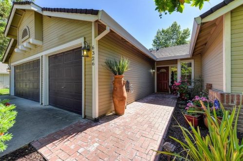 6326 Pecan Ave, Citrus Heights, CA 95662-4122