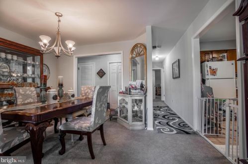404 Pritchard Pl, Newtown Square PA  19073-3031 exterior