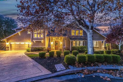 357 Red Maple Dr, Danville, CA 94506-4630