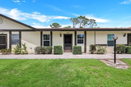 1079 Pine Isle Ln, Naples, FL 34112-6182