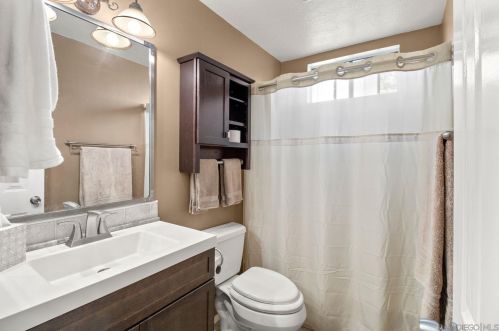 3616 10 St, Long Beach CA  90804-5050 exterior