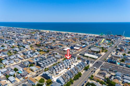 207 Sherman Ave, Pelican Island, NJ 08751-2022