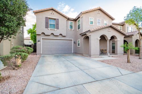 10941 College Dr, Phoenix, AZ 85037-1261