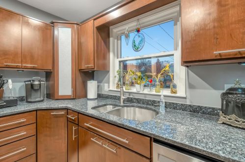 561 Vernon Heights Blvd, Marion OH  43302-5343 exterior