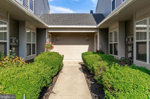 2006 Gramercy Way, Mount Laurel NJ  08054-6731 exterior