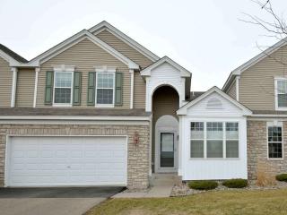 7115 Newbury Rd, Saint Paul, MN 55125-6712