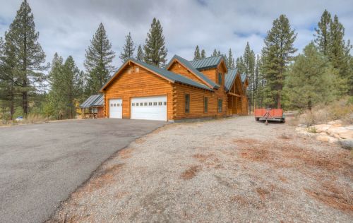 625 Fifth St, Portola, CA 96122-7801