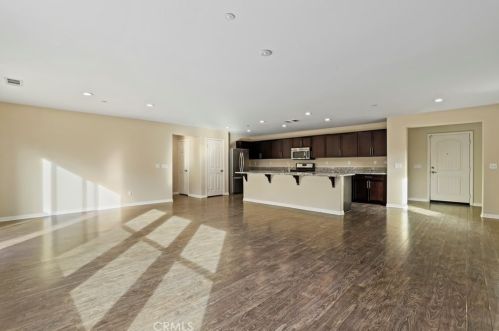 4167 Ladrillo St, Lake Elsinore CA  92530-2016 exterior