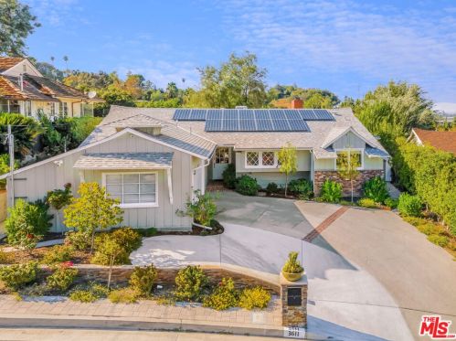 3611 Willowcrest Ave, North Hollywood, CA 91604-3921