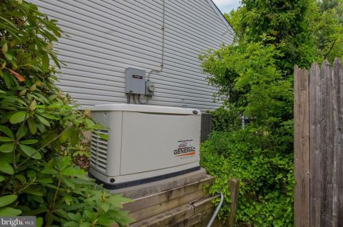 159 Windsor Ave, Southampton PA  18966-3333 exterior