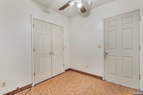 51 Pinecrest Trl, West Milford NJ  07480-1700 exterior