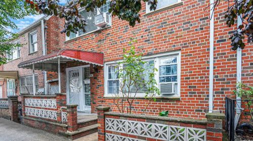 89-61 Gold Rd, Jamaica, NY 11417-2011