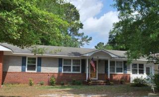 81 Shore Dr, Oak Island, NC 28461-9563