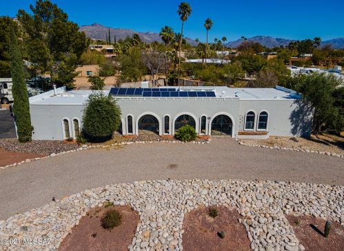 3618 Knollwood Cir, Tucson, AZ 85750-2327