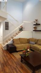 7307 Stonedale Dr, Pleasanton, CA 94588-3734