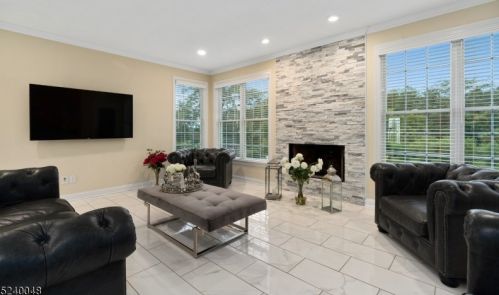 7 Flagstone Hill Rd, Wantage NJ  07461-2236 exterior