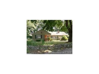 29 Rock Ridge Rd, Waterford, CT 06385-1613