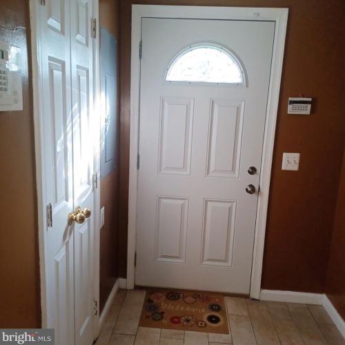3921 C St, Washington, DC 20019-4112