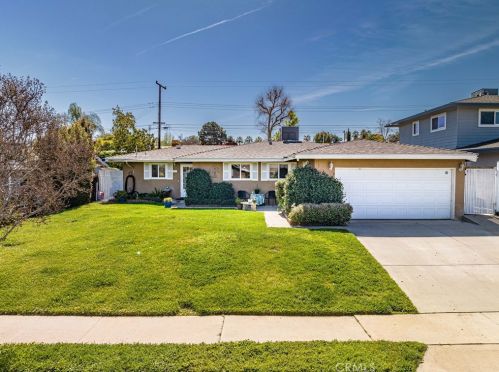 222 Orchid Ct, Redlands, CA 92373-6130