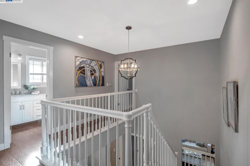 1042 Lomitas Ave, Livermore CA  94550-6436 exterior