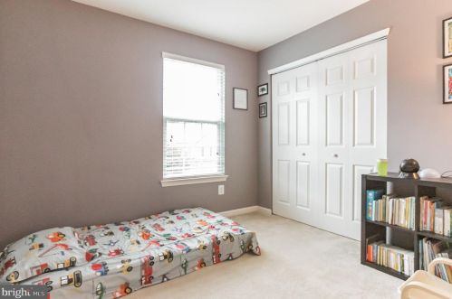 202 Tall Trees Cir, Downingtown PA  19335-5372 exterior