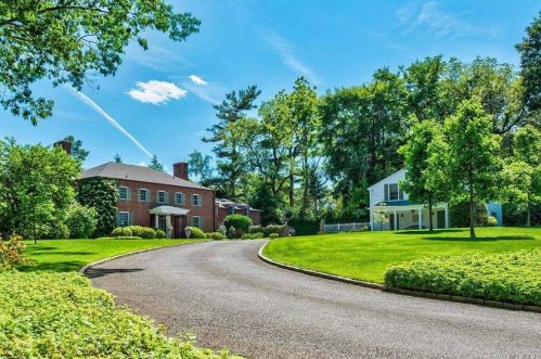21 Hoaglands Ln, Muttontown, NY 11545-2007