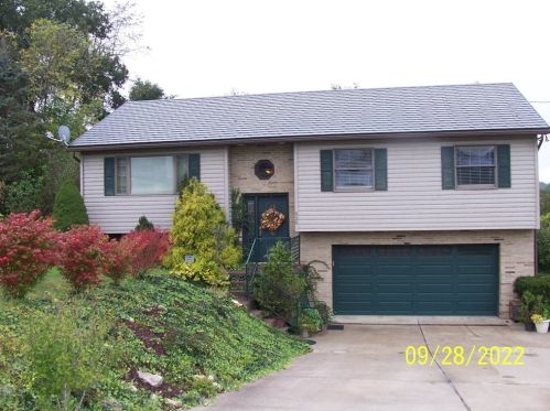 520 Greene St, Fairdale, PA 15320-1008