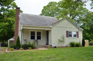 4725 Oak Ridge Dr, Winston Salem, NC 27105-3134