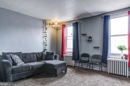 558 Stanbridge St, Norristown PA  19401-5312 exterior