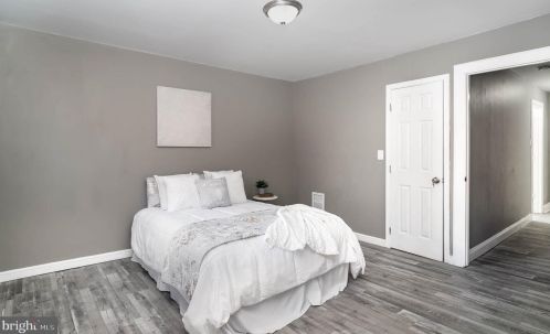 413 Muench St, Harrisburg PA  17102-1533 exterior