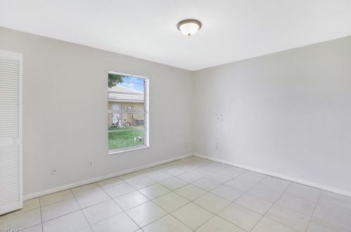 264 Ground Dove Cir, Lehigh Acres FL 33936-6931 exterior