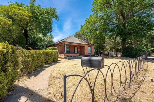 1791 Talmage Rd, Ukiah CA  95482-6031 exterior