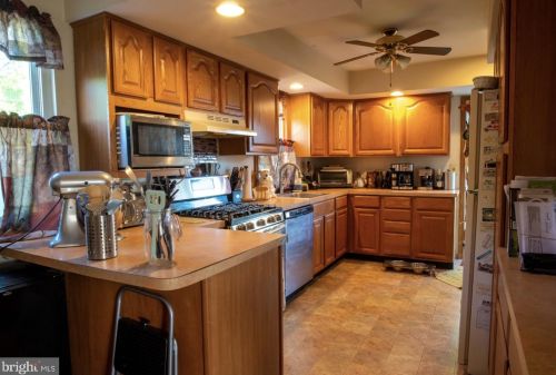 1479 Village Way, Lansdale, PA 19446-4425