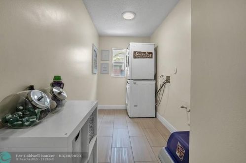 16340 11th St, Hollywood FL 33027-5115 exterior