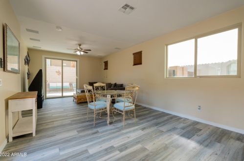 1847 Dunbar Dr, Phoenix AZ  85042-6856 exterior