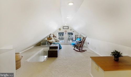 704 Berwyn Ave, Berwyn PA  19312-1714 exterior