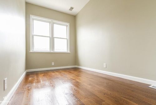 328 Avenue A, Bayonne NJ  07002-1320 exterior