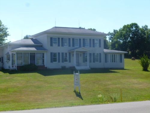981 Barner Rd, Towanda, PA 18848-9296