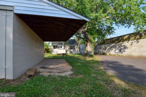 248 Blue Ridge Dr, Madison Mills VA  22960-1738 exterior