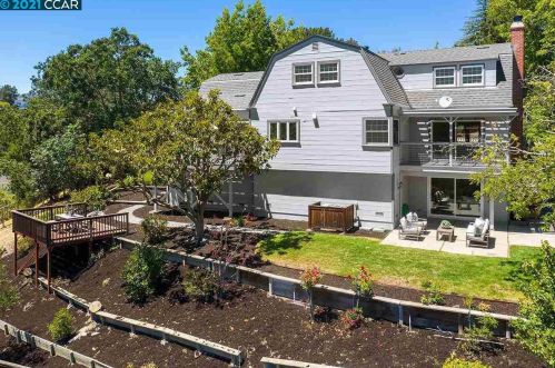 46 Heather Ln, Orinda, CA 94563-3519