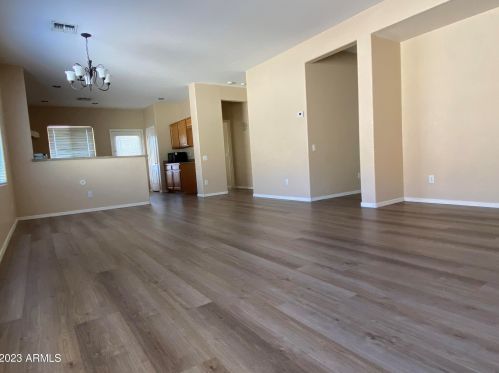 517 115th Dr, Avondale AZ  85323-9139 exterior