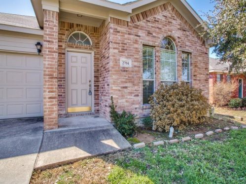 2704 Weslayan Dr, Denton, TX 76210-8015