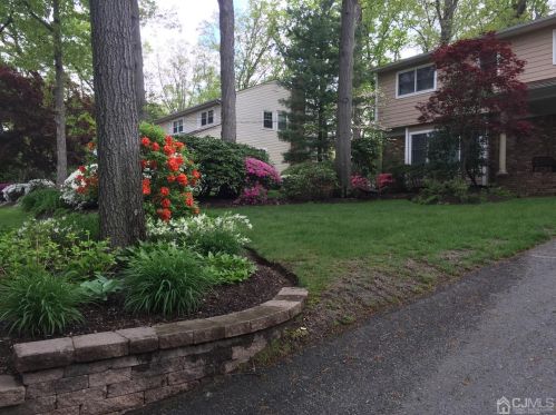 45 Gloucester Ct, East Brunswick, NJ 08816-3320