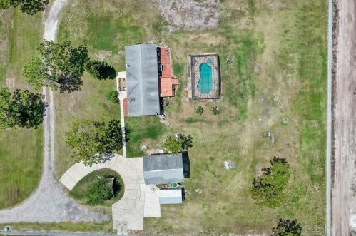 3535 Boggy Creek Rd, Kissimmee FL  34744-9413 exterior