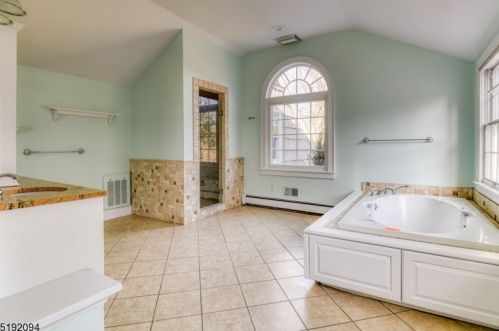 502 Van Beuren Rd, Morristown NJ  07960-6458 exterior