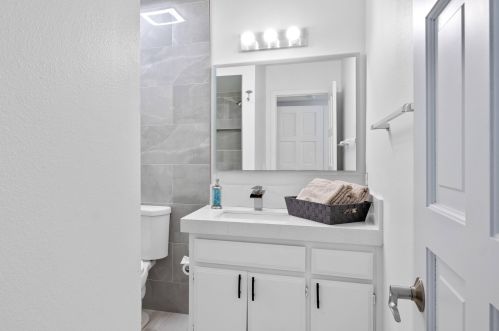 35603 Feliz Ct, Rancho Mirage CA  92270-1231 exterior