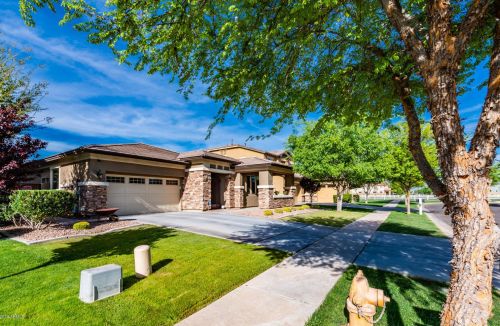 3960 Palo Verde St, Gilbert, AZ 85296-1862