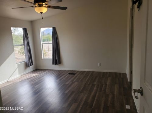 10770 Massingale Rd, Tucson, AZ 85743-9573
