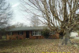 409 Charity Ln, Smithville, TN 37166-1101